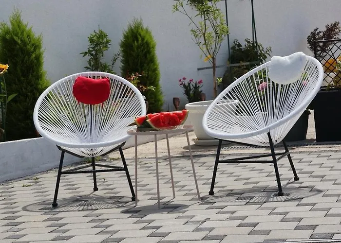 House As Moon * Mostar