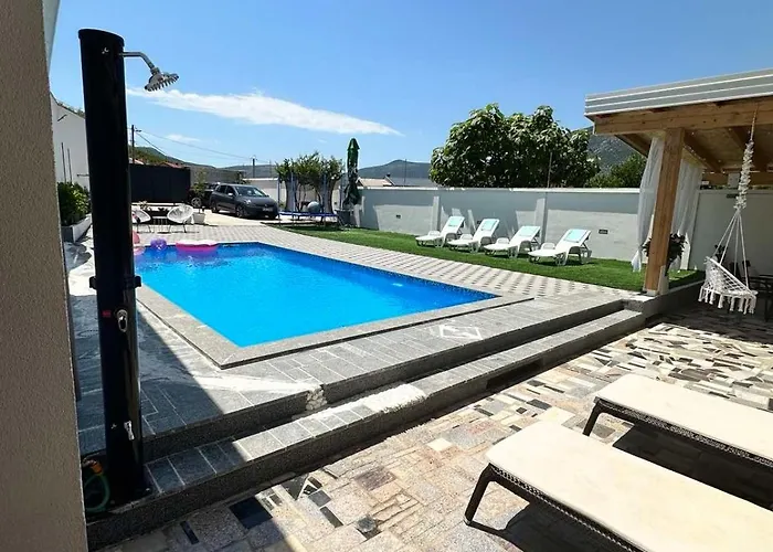 House As Moon Holiday home *